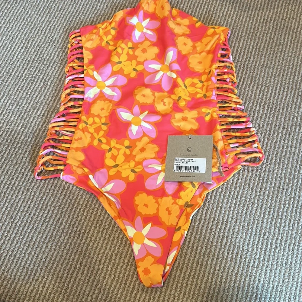 NWT FP x STONE FOX SWIM fella one piece in lei lei print size medium